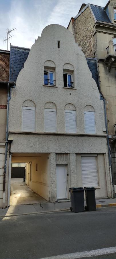 Le Barbatre Appartement Reims Buitenkant foto